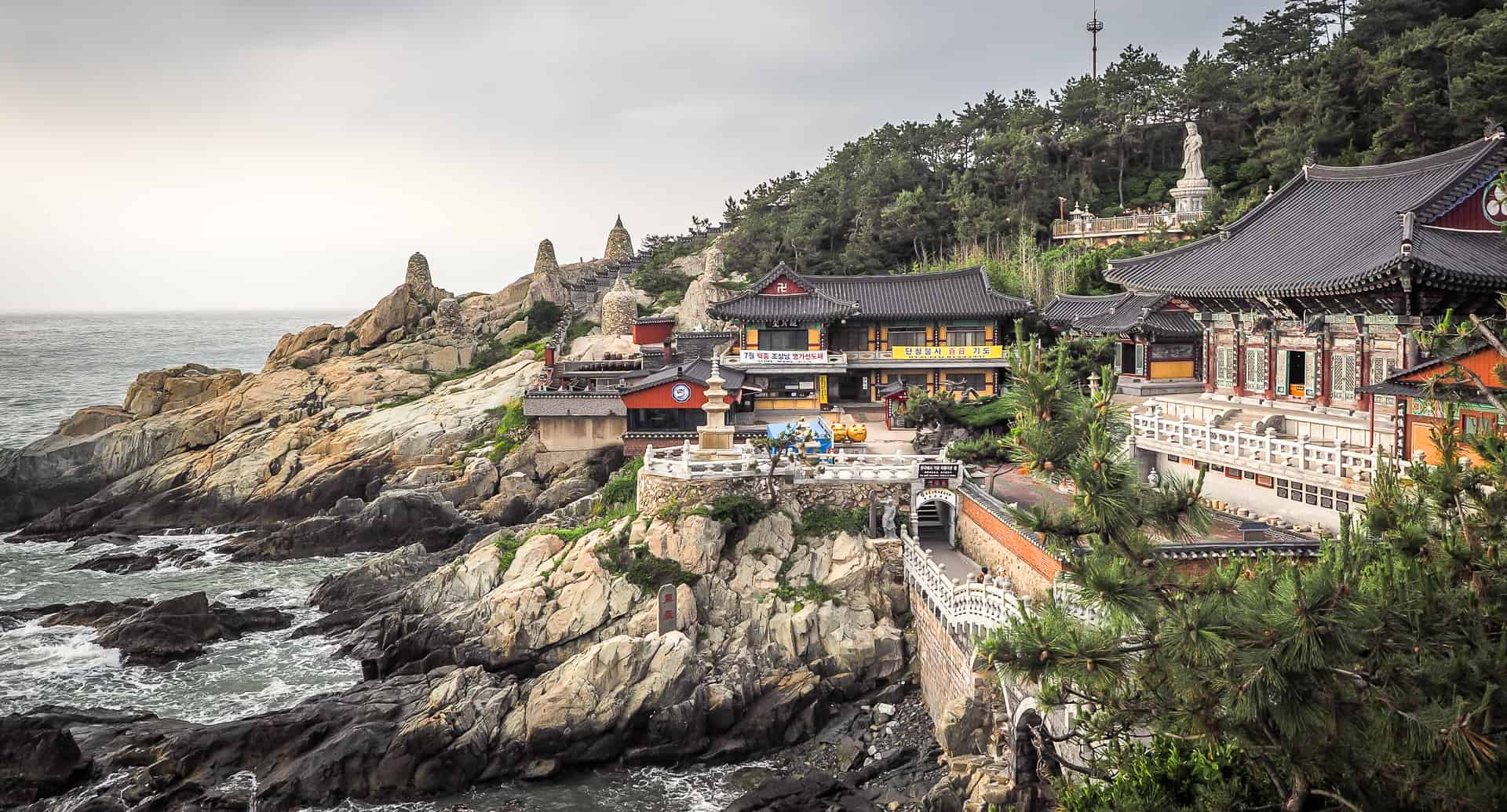 Haedong Yonggungsa temple by the sea Busan